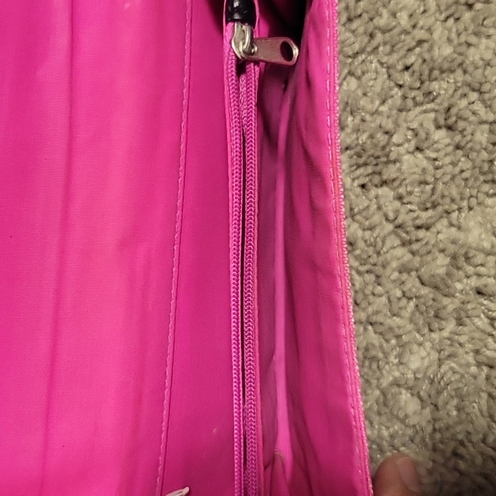 Pink Wallet - Picture 4 of 4